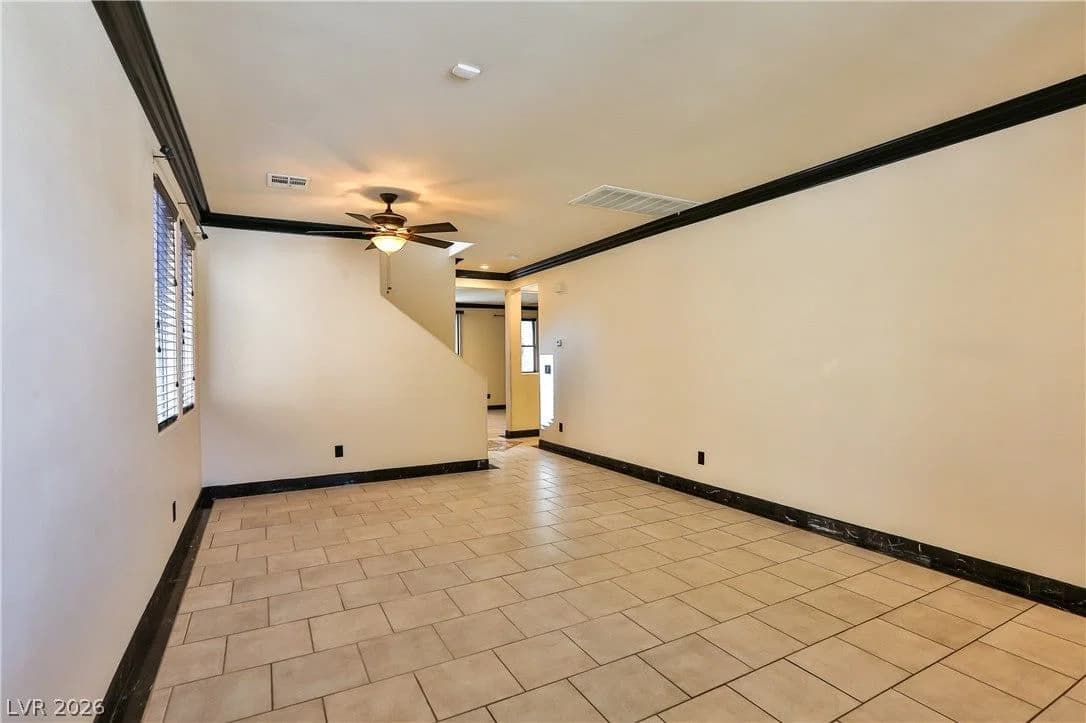 235 Calvino Avenue photo 5