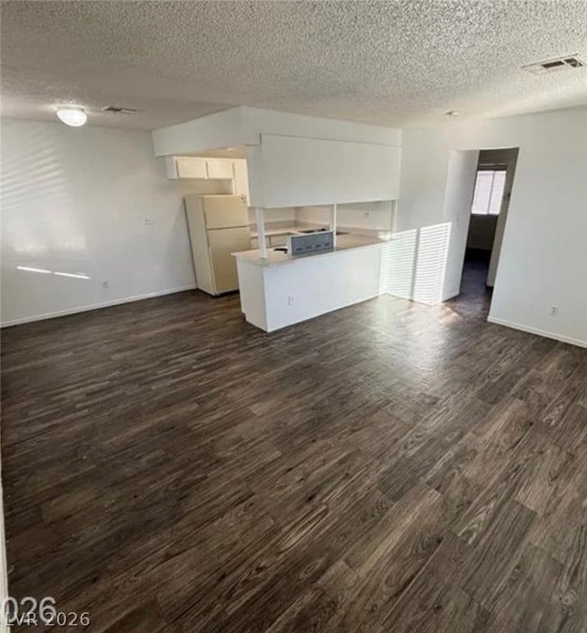 155 Westminster Way photo 2