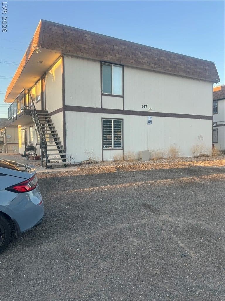 147 Westminster Way photo 2