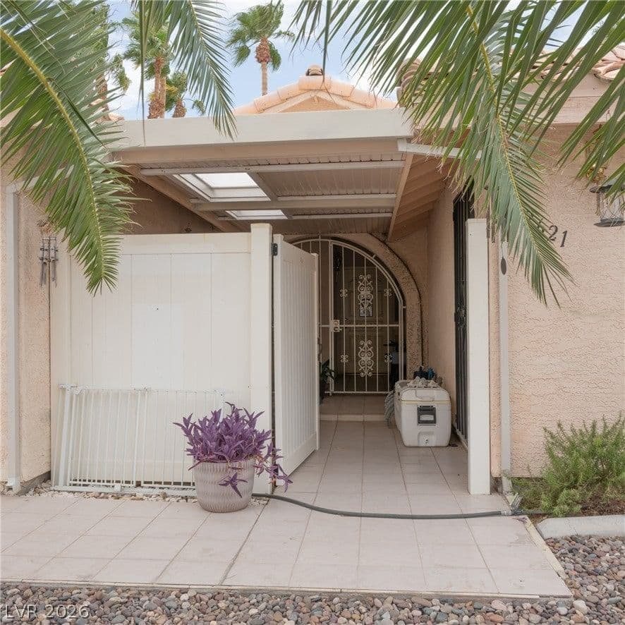 2621 Batelli Court photo 3