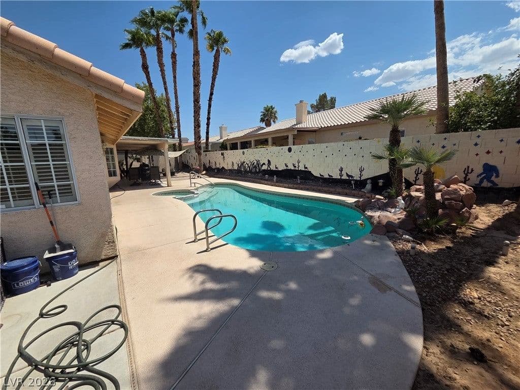 2621 Batelli Court photo 4