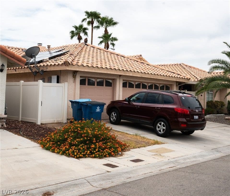 2621 Batelli Court photo 2