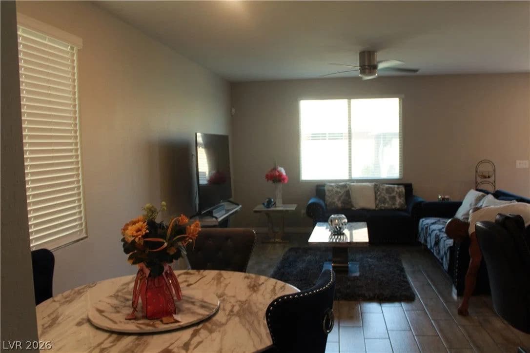 1010 Cliff Castle Avenue photo 2