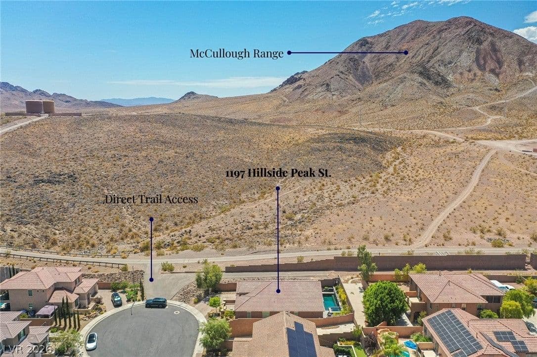1197 Hillside Peak Street photo 5
