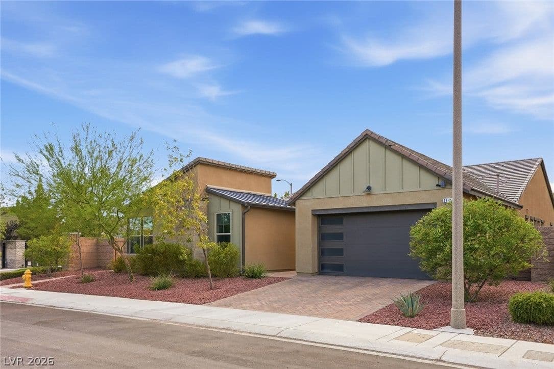 8445 Great Outdoors Street photo 3