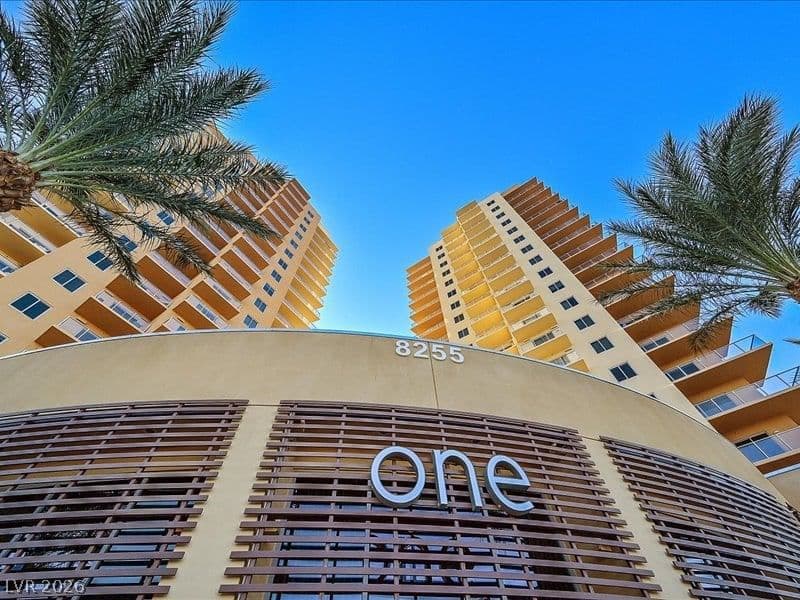 8255 Las Vegas Boulevard photo 2