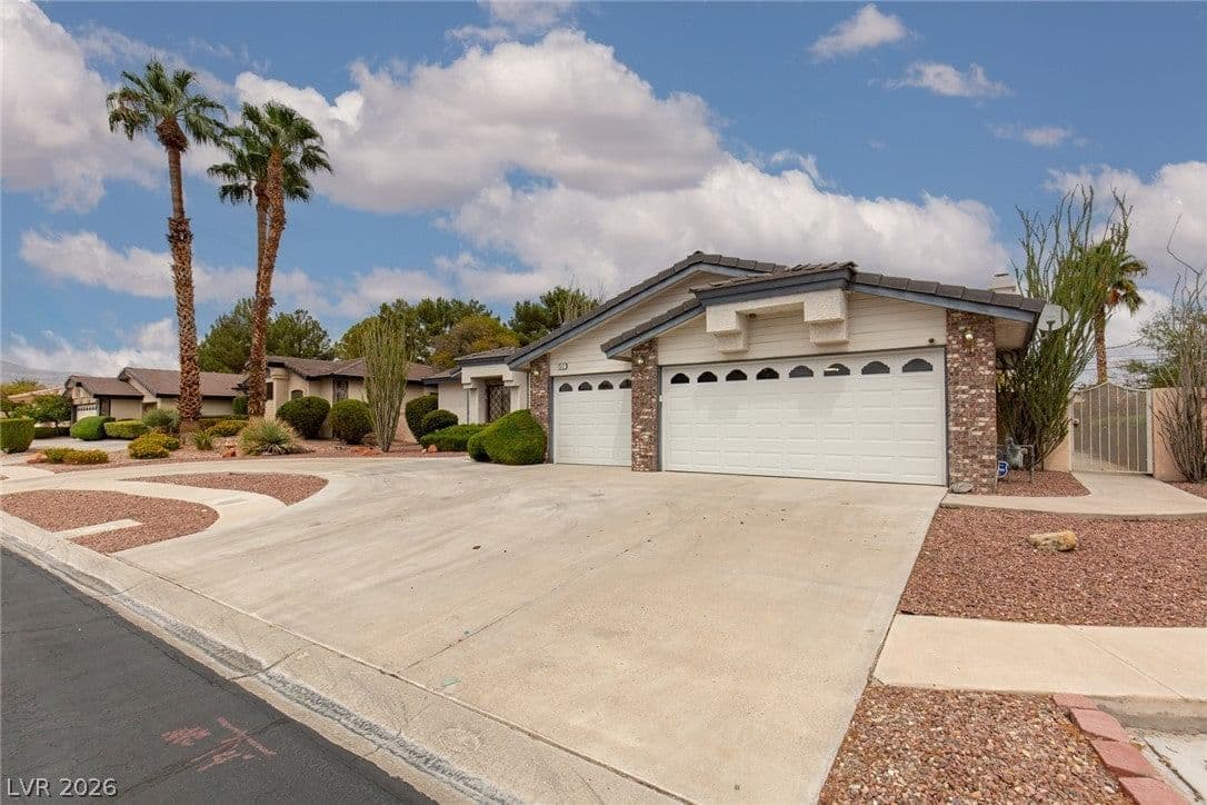 7512 Alamo Summit Drive photo 3