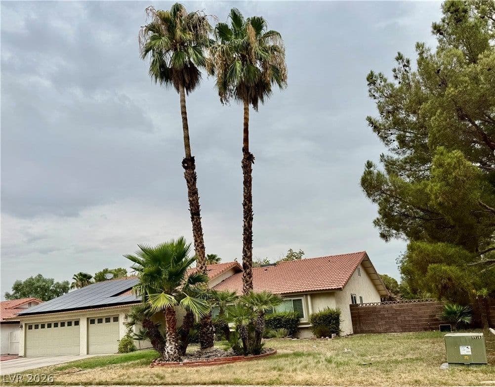 1720 Carlos Drive photo 2
