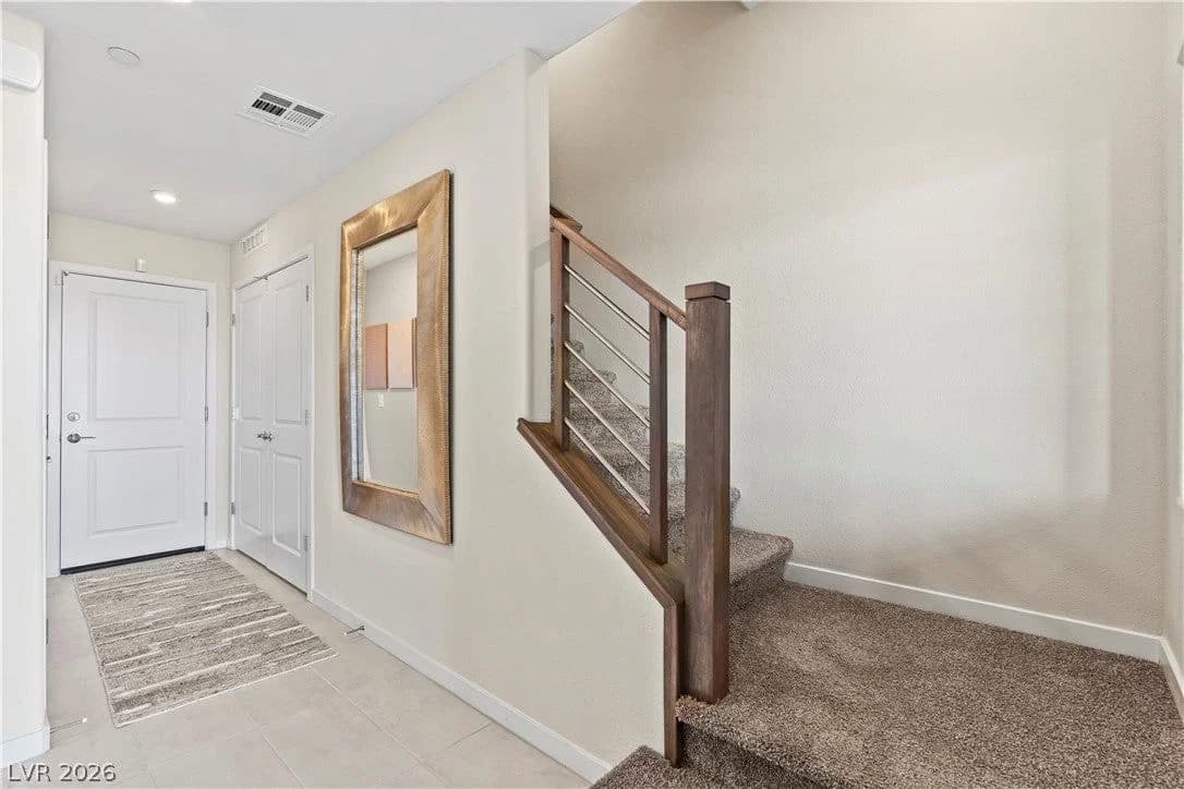 336 Cymbal Place photo 3