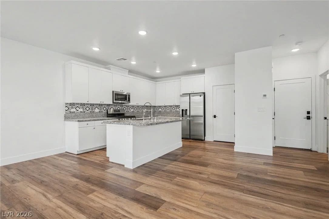 3206 Centano Avenue photo 3