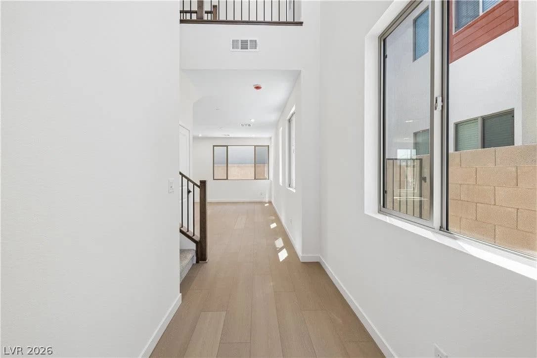 4285 Park Edge Court photo 3