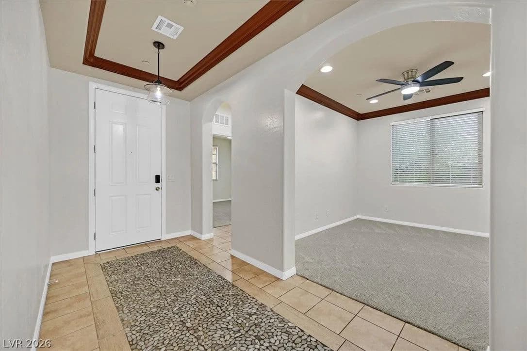 1036 Via Calderia Place photo 3