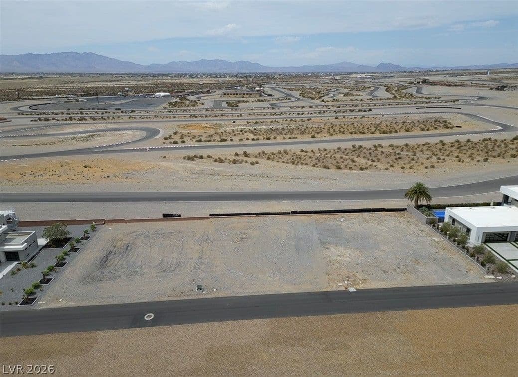 3340 Spring Mountain Boulevard photo 2