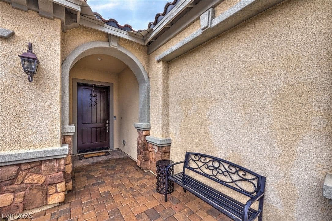 2547 Ballatore Street photo 2