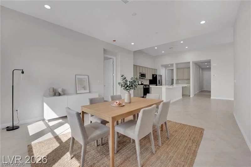 651 Kroker Court photo 4