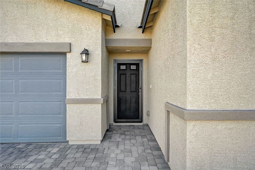 10257 Sequoia Falls Place photo 4