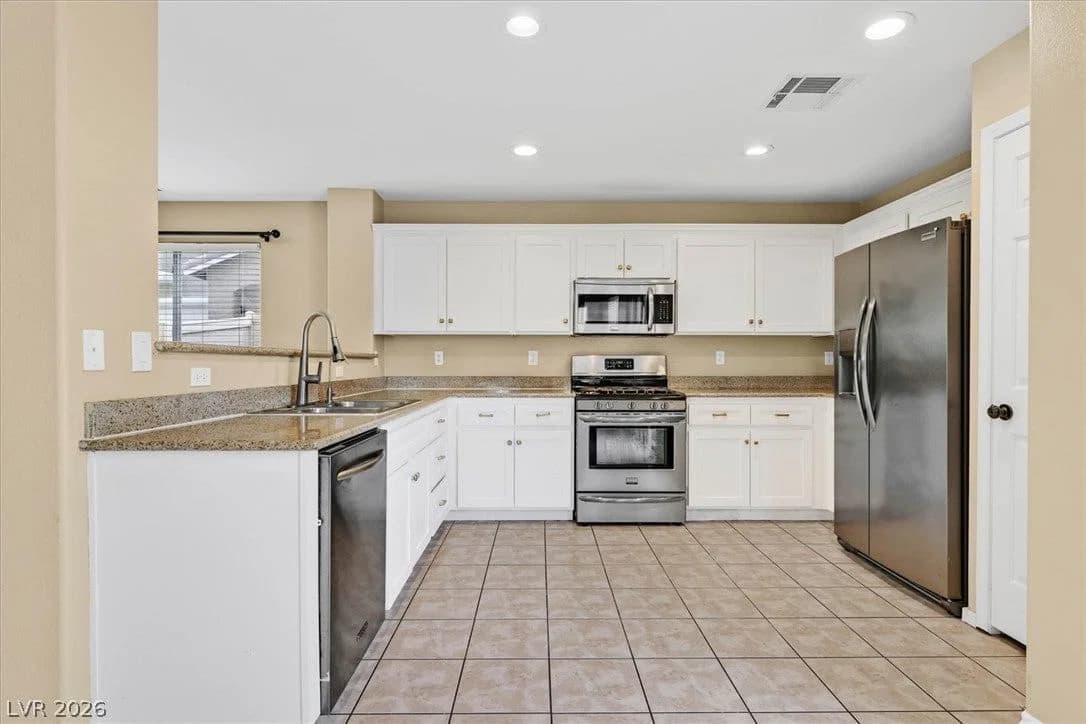 11917 Haven Street photo 5
