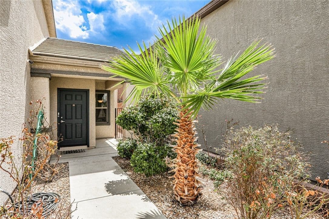 2453 Rue Bienville Way photo 4