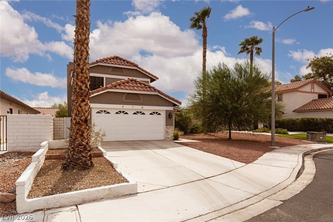 316 Brent Court photo 2