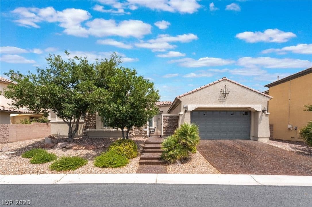 7308 Heritage Harbor Drive photo 2