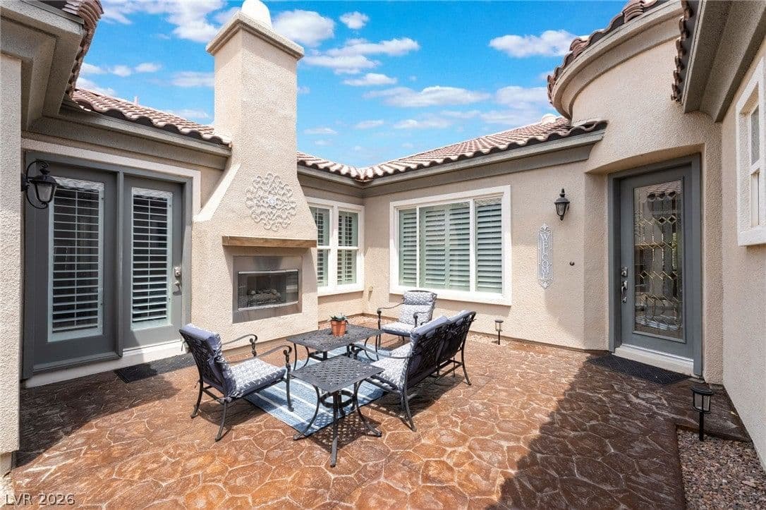 7308 Heritage Harbor Drive photo 3
