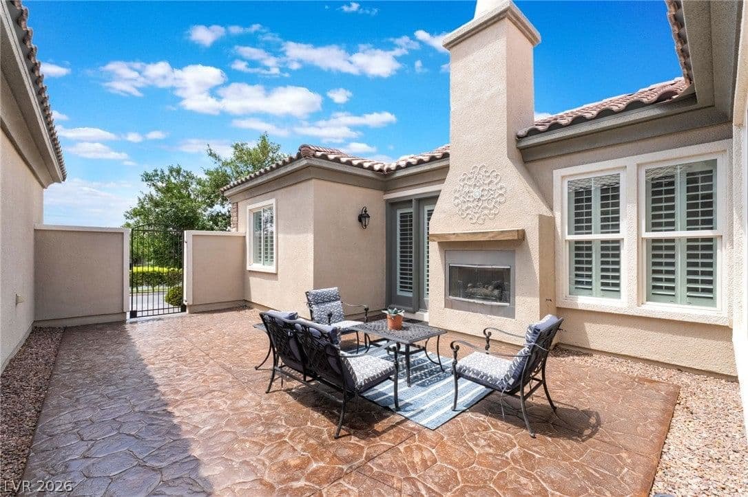 7308 Heritage Harbor Drive photo 4