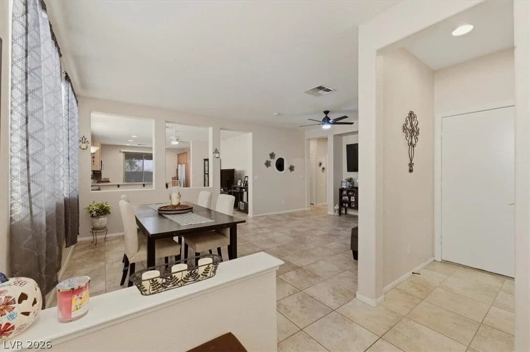 4417 Desert Park Avenue photo 3
