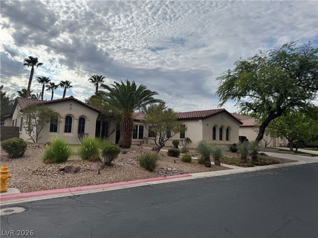 10610 Fairfield Avenue photo 3