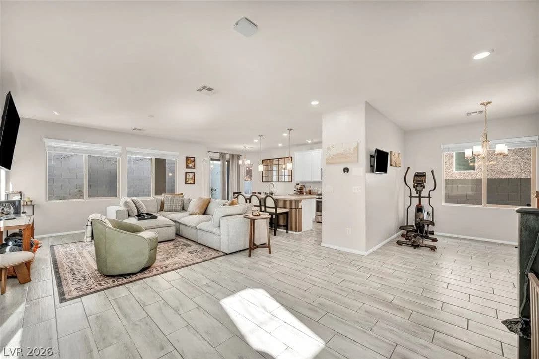 10815 Henesco Bay Street photo 4