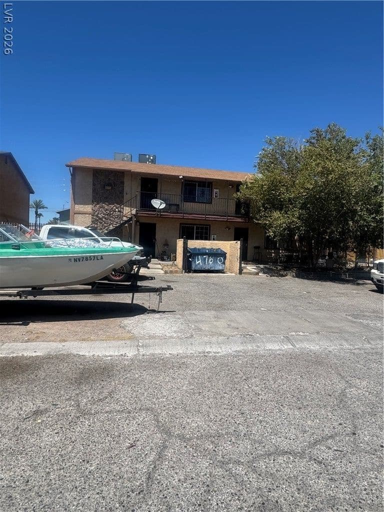 4760 Lucite Lane photo 2