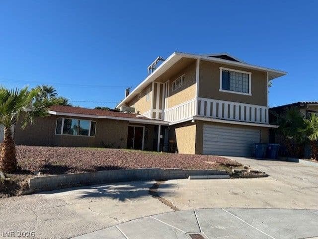 1904 Chapman Drive photo 2