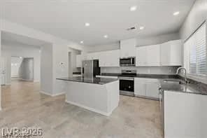 1058 Willow Berry Avenue photo 3