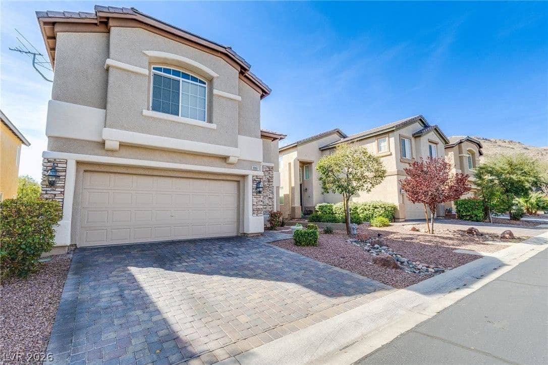 10067 Cranbrook Falls Court photo 3