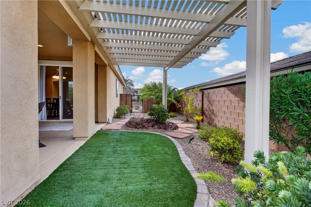 1169 Pebble View Lane photo 3