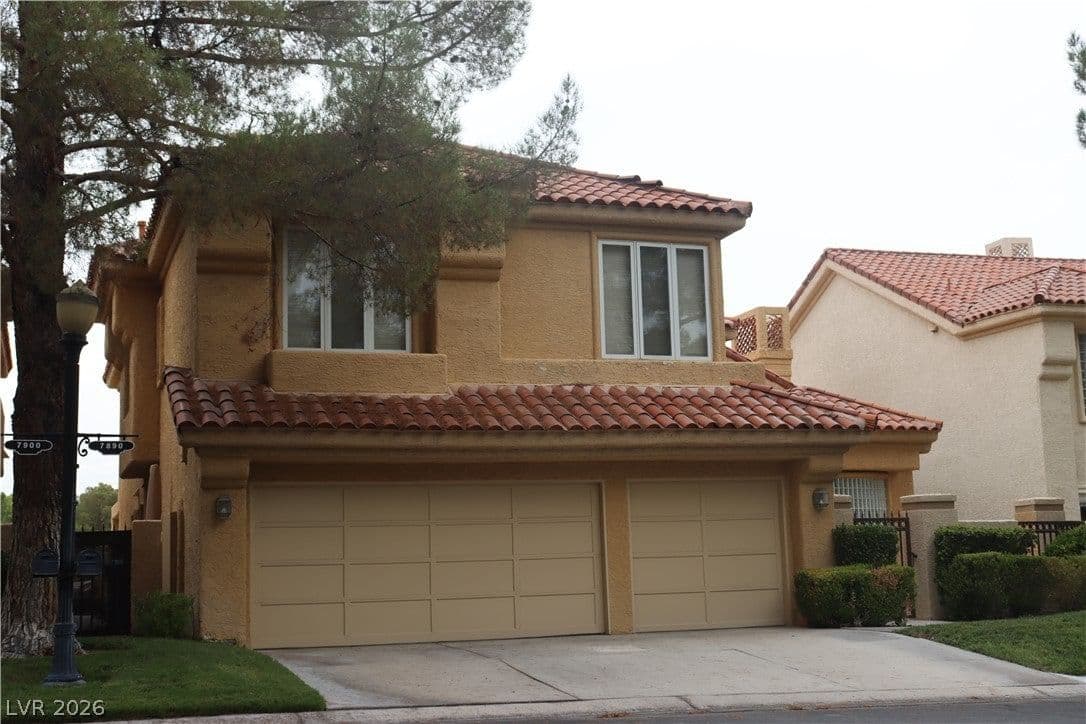 7890 Castle Pines Avenue photo 3