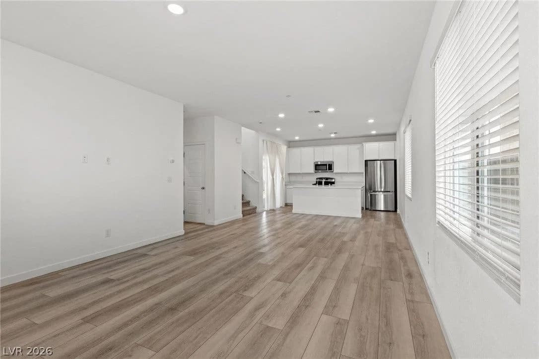615 Camilla Creek Street photo 3