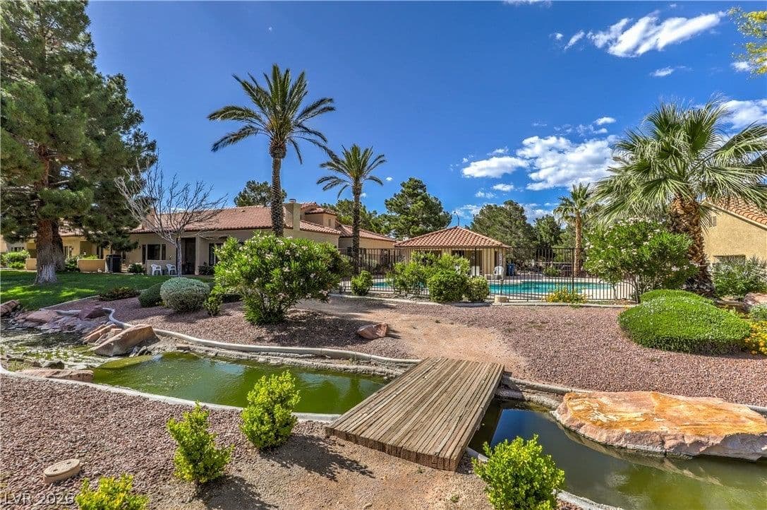7812 Canoe Lane photo 4