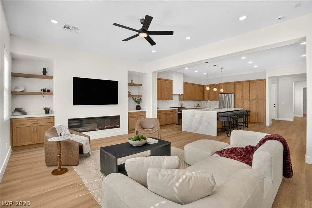 2456 Lothian Street photo 2
