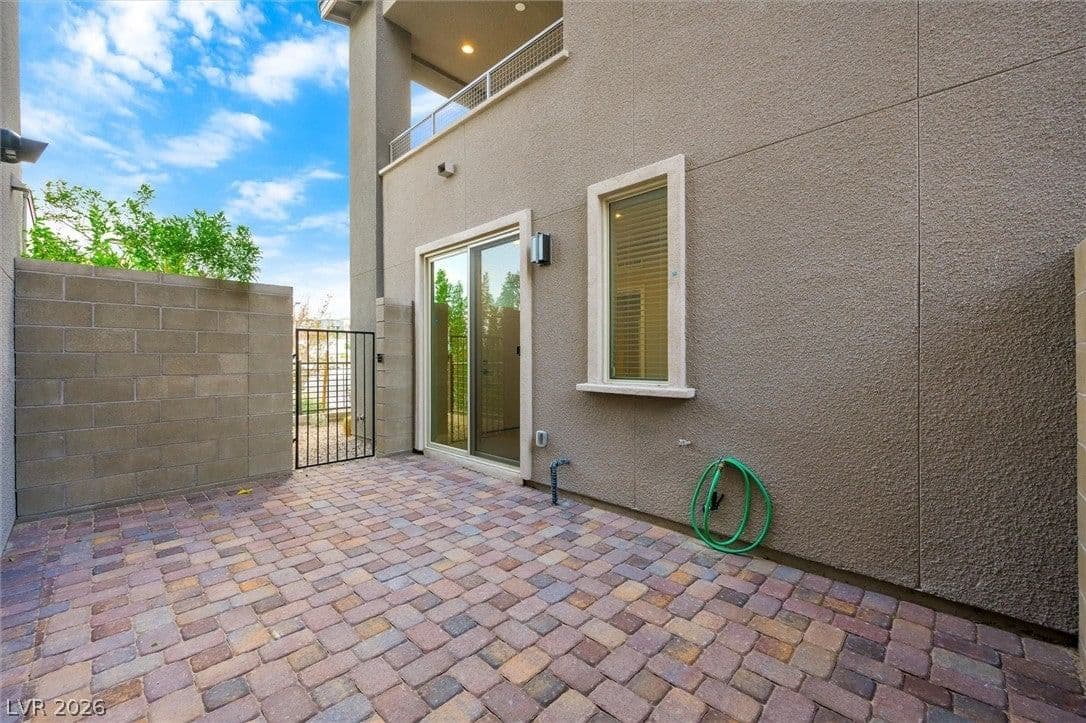 11536 Fleet Wing Avenue photo 5