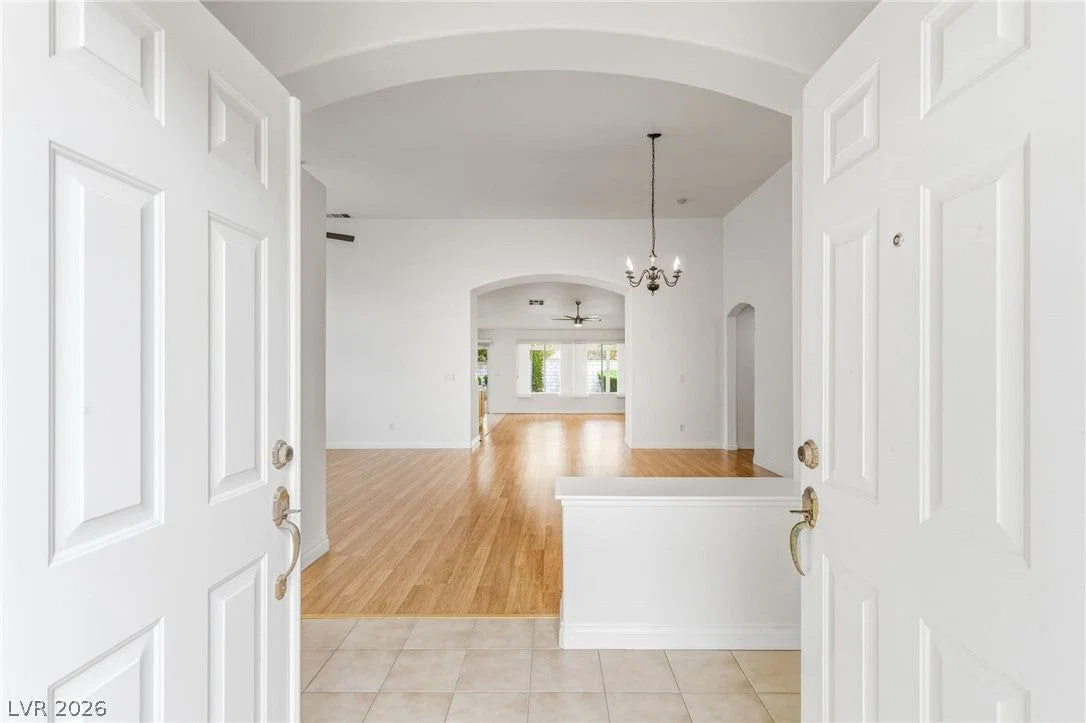 8598 Waterford Bend Street photo 2