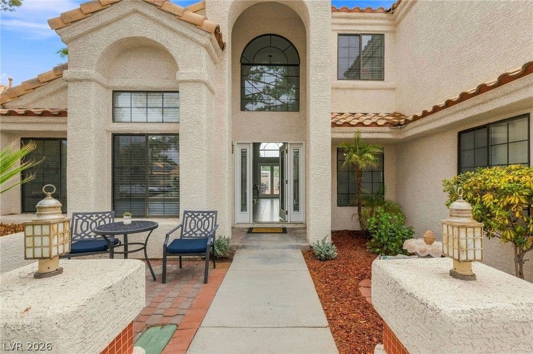 2638 Douglas Circle photo 4