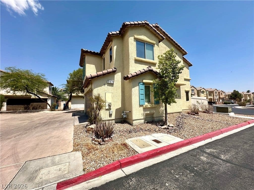 9978 Erie Stream Way photo 4