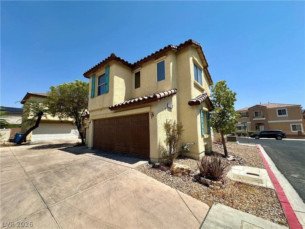 9978 Erie Stream Way photo 2