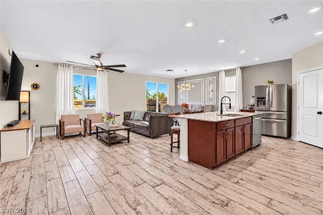 8432 Alder Rain Street photo 3