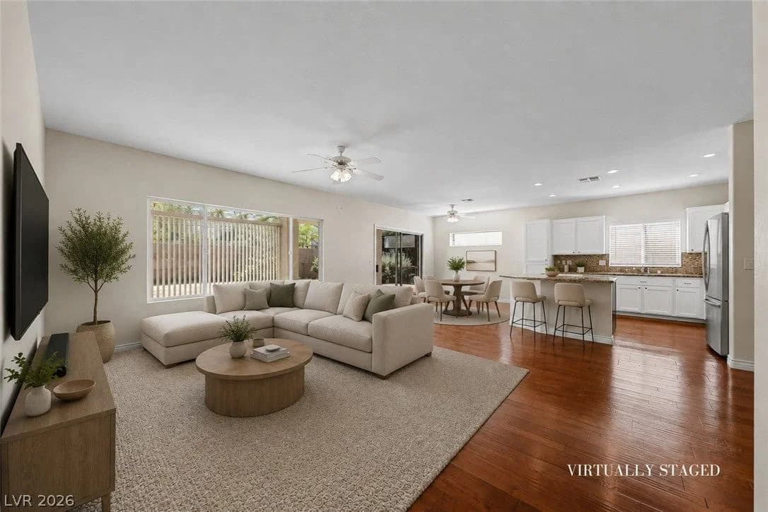2565 Gilbertville Avenue photo 3