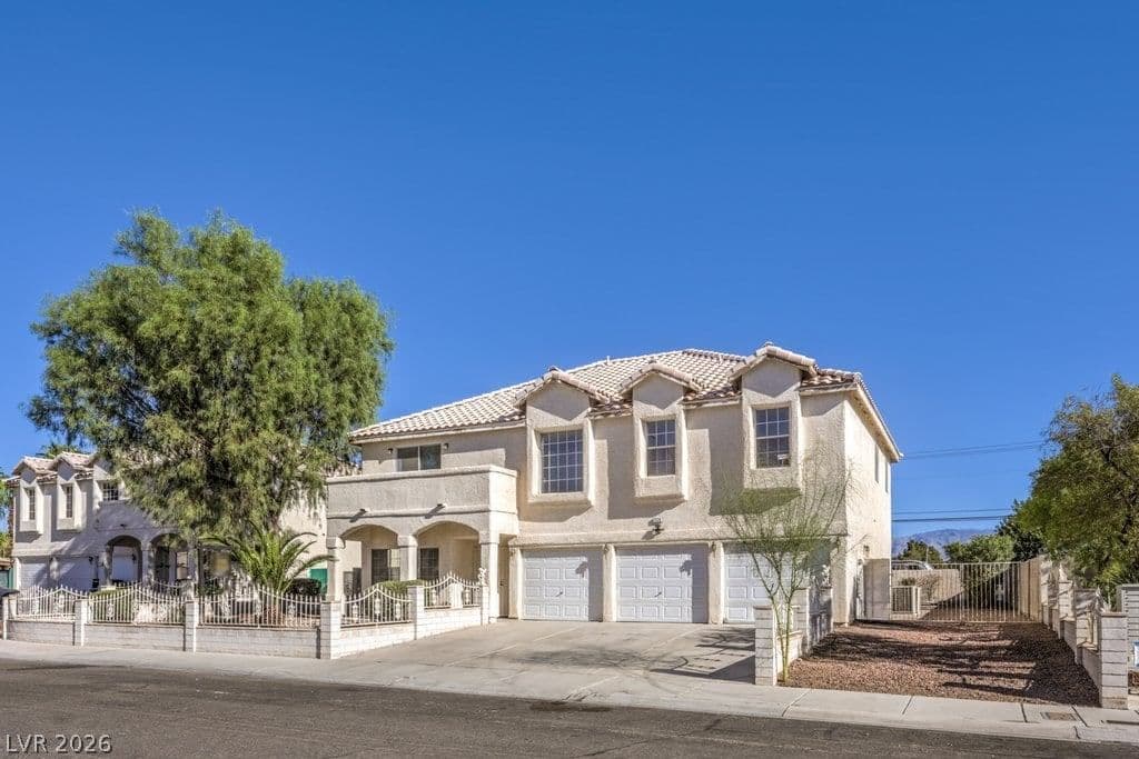 7228 Palatial Avenue photo 3