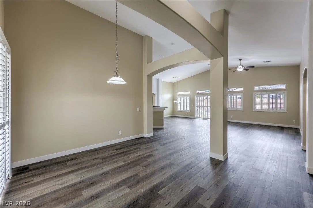 5924 Bullboat Court photo 4