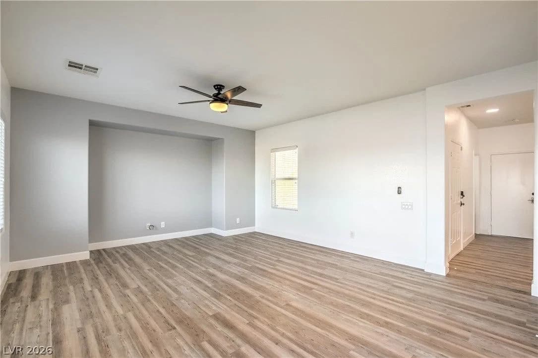 2840 Blythswood Square photo 3
