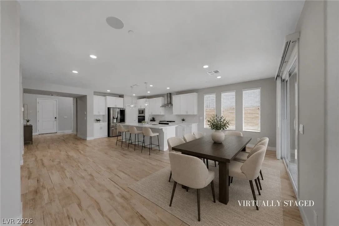 445 Winter Dove Avenue photo 3