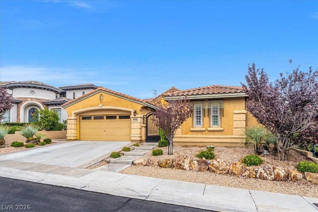 11388 Orazio Drive photo 2